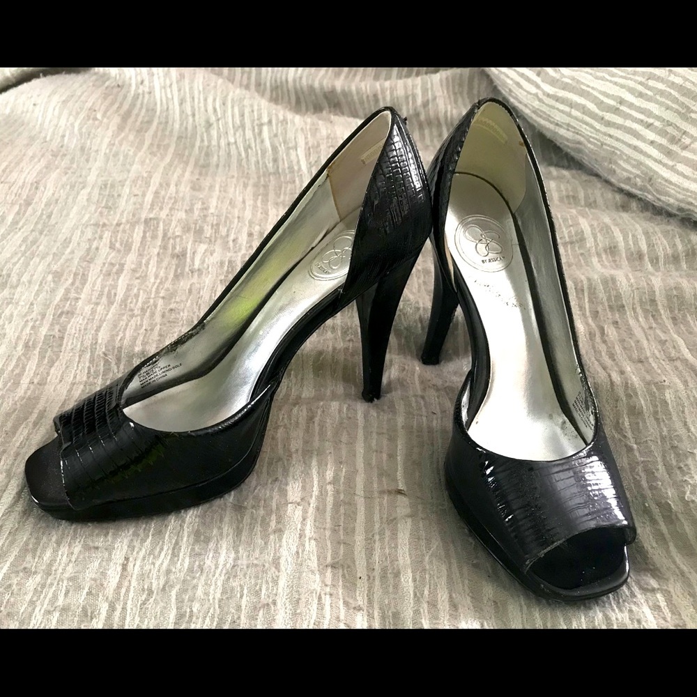 JS By Jessica Simpson Heels Size 8